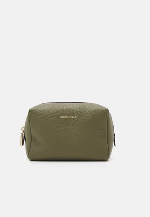 Coccinelle TROUSSE 3 PACK - Trousse de toilette - brown/green/offwhite