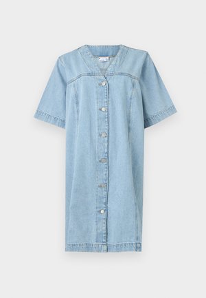 Vaaleansininen denimmekko polvenpituinen, lyhyet hihat, V-aukko ja metalliset etunapit.
