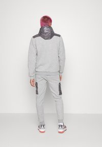 Kings Will Dream AXEL - Calças cargo - grey marl