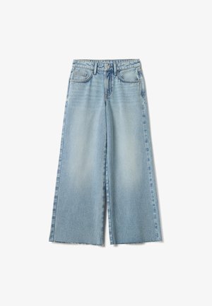 Lichtblauwe jeans met wijde pijpen van denim, voorzien van een hoge taille, twee steekzakken aan de voorkant en rafelige zoomdetails bij de pijpen.