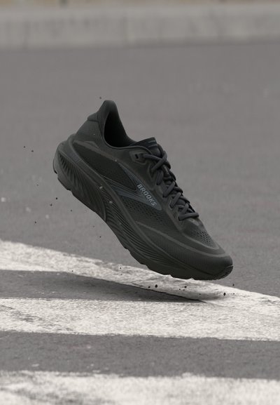 Brooks GHOST 18