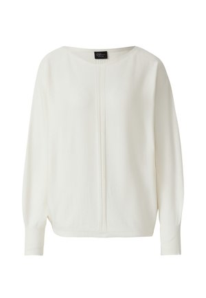 - Sweter