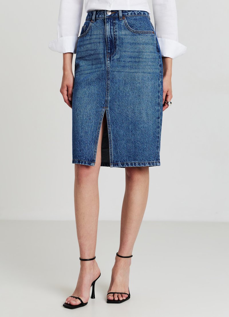 Calliope CON SPACCO - Jupe en jean - blu denim medio