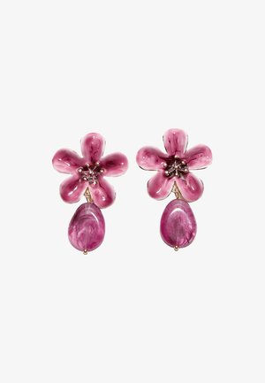 Orecchini a forma di fiore viola realizzati in smalto, con un pendente a forma di goccia caratterizzato da dettagli marmorizzati rosa e accenti dorati all'attacco.