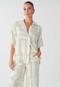 WILLA SKY - Hlače - off white geo