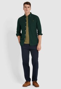Farah STEEN SLIM FIT SHIRT - Camicia - woodland pine marl