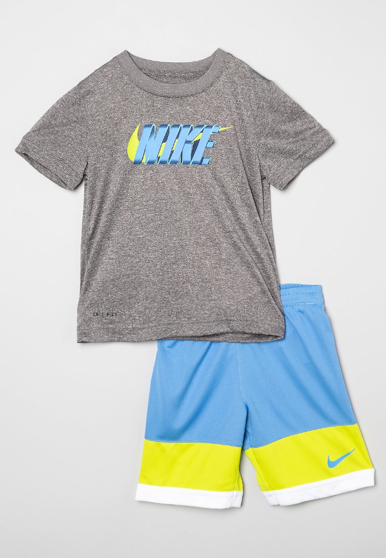 Nike Sportswear Sport T-shirt meerkleurig Nike Sportswear Sport T-shirt meerkleurig