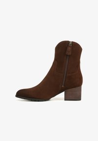 Sélectionné, dark brown waxy suede