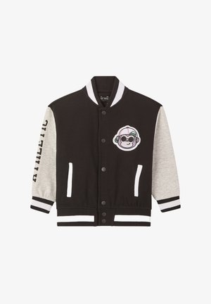 Czarna i jasnoszara dziecięca kurtka typu varsity z zatrzaskami, paskowanymi mankietami, napisem "ATHLETIC" na rękawie oraz naszywką z rysunkowym małpkiem na piersi.