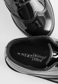 Next BROGUES - Derbies - black patent