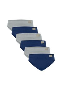 Seks herreunderbukser, der alternerer mellem grå og navyblå, arrangeret i en forskudt lodret række med små beige rektangulære logoer på linningen.