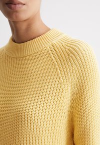 Marc O'Polo RAGLAN LONGSLEEVE ROUND NECK - Pulover - creamy yellow