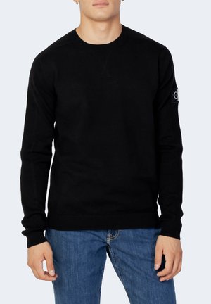 MONOGRAM BADGE TEXTU - Maglione - black