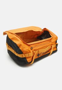 Columbia LANDROAMER™ 40L DUFFEL UNISEX - Matkakassi - sunstone/shark