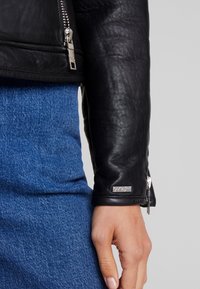 Maze MADEIRA - Lederjacke - black