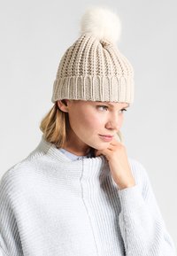 Barbour SALTBURN BEANIE - Beanie - pearl