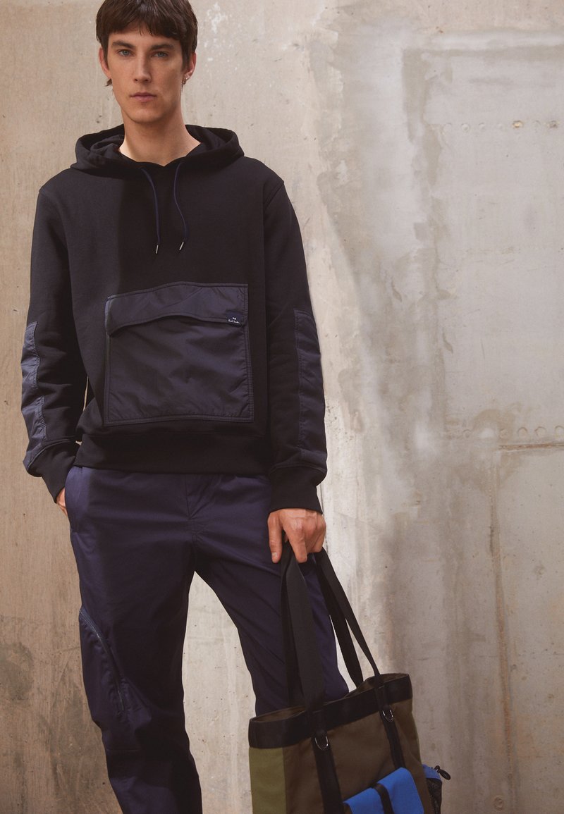 Herren T-shirts & Polos | PS Paul Smith HOODIE Sweatshirt black/schwarz - FF07903 Herren T-shirts & Polos | PS Paul Smith HOODIE Sweatshirt black/schwarz - FF07903