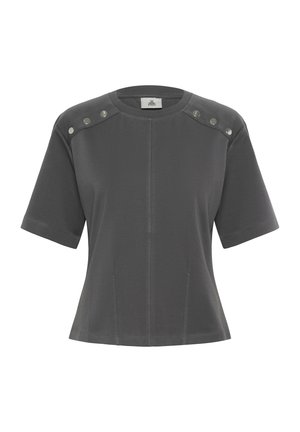 Top gri cu mânecă scurtă, realizat dintr-un material moale, având guler rotund, butoane decorative de culoare argintie pe umeri și un design ajustat.