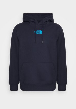 Granatowa bluza z kapturem z przednią kieszenią, regulowanym sznurkiem w kapturze i jasnoniebieskim logo The North Face na piersi.