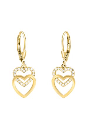 Guldtonede øreringe med tre sammenflettede hjerteformer, prydet med klare krystaller langs kanten af det øverste hjerte.