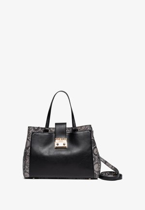 Borsa a mano in pelle nera con un tessuto grigio a motivo, forma strutturata, manici doppi, una tracolla staccabile e dettagli in metallo dorato.