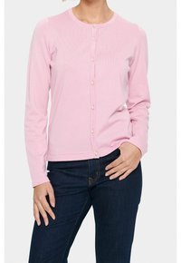 Ljusrosa cardigantröja med långa ärmar, ribbad textur och rund halsringning. Har knäppning framtill med små pärlliknande detaljer.