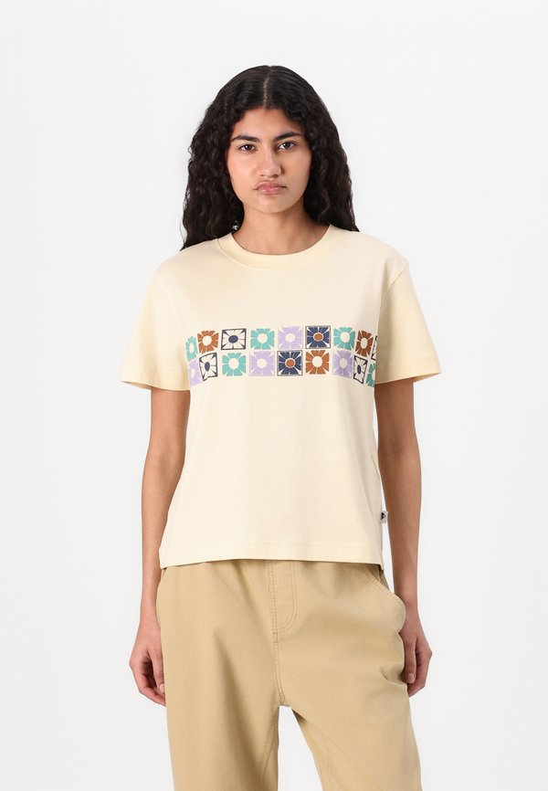 TILEBLOOM SCREEN TEE - Print T-shirt - summer melon