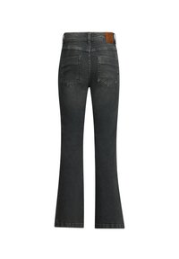 Schwarze ausgestellte Jeans mit mittelhohem Bund, ausgestattet mit Gesäßtaschen und einem braunen Lederakzent am Bund. Hergestellt aus Denim-Stoff.