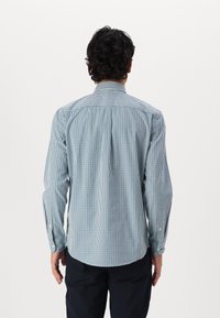 Tommy Hilfiger FLEX GINGHAM SHIRT - Skjorter - nouveau green