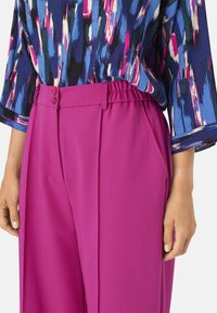 Masai MAPIETTA - Bukser - fuchsia red