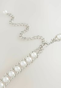 Cintura - silver tone pearl bead