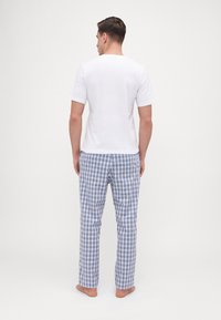 Jack & Jones JACLUCA TEE AND PANTS GIFTBOX - Pyjama - white/light blue