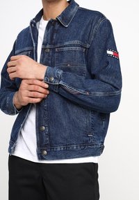 Tommy Jeans Jeansjacka - blue denim