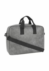 Borsa sintetica grigia con finitura testurizzata, dotata di doppi manici superiori, tracolla staccabile e chiusura con zip. Forma rettangolare compatta.