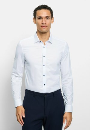 24/SEVEN, BODY FIT, BUSINESS, NEW YORK KENT - Hemd - weiß