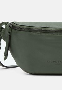 Liebeskind Berlin GERÄUMIGE - Gürteltasche - cypress green