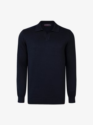 Granatowy sweter rozpinany z kołnierzykiem polo, długimi rękawami i ściągaczami. Wykonany z gładkiego, dzianinowego materiału bez wzorów czy akcentów metalowych.