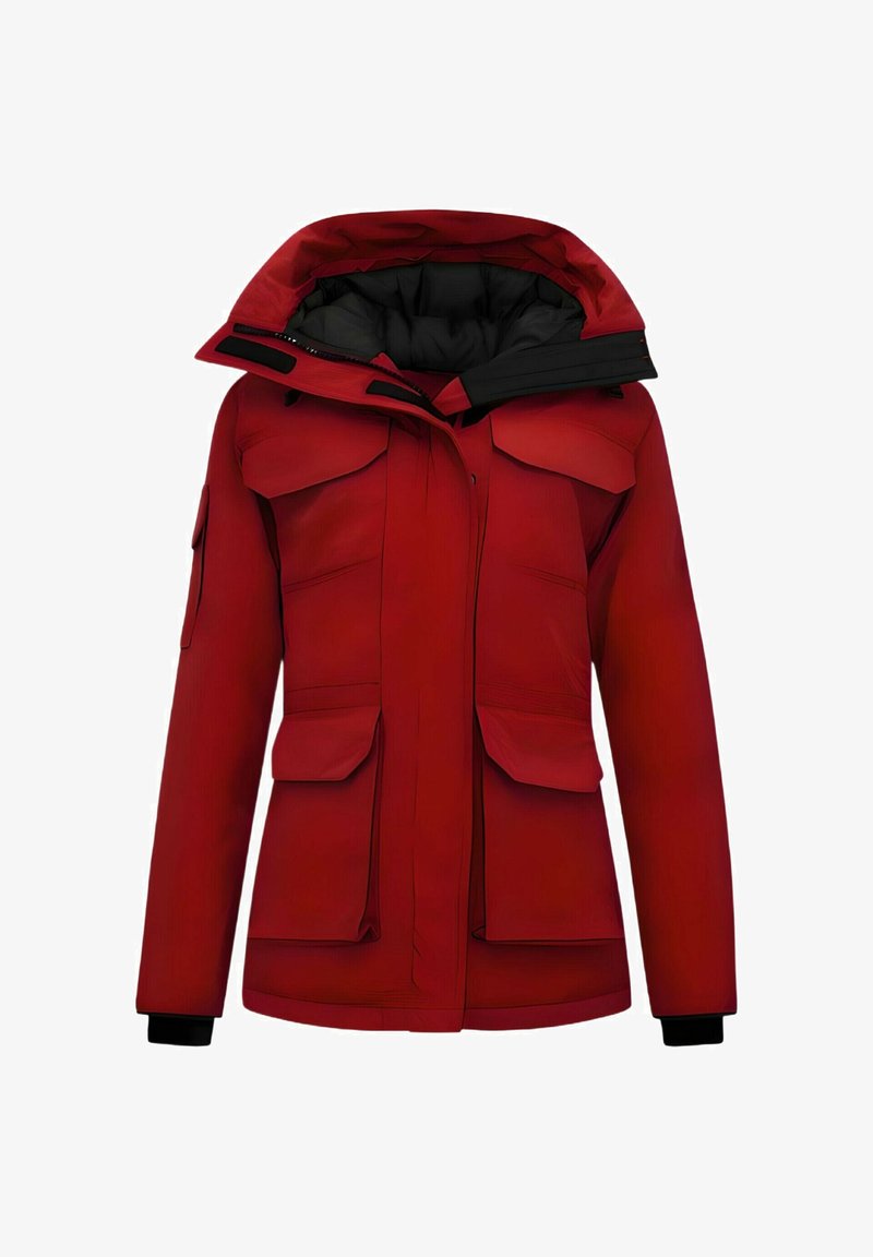 Rode winterjas met capuchon, voorzien van meerdere voorzakken, ritsen en een zwarte voering aan de binnenkant. Gemaakt van een gestructureerd, weerbestendig materiaal.