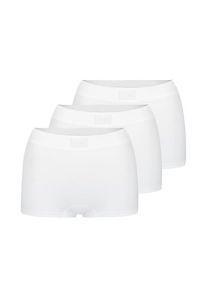 Drie witte naadloze boxershorts gestapeld, met frontale weergave van brede taillebanden en gladde stof.