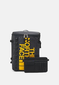 The North Face BASE CAMP FUSE BOX UNISEX - Mochila - asphalt grey/lightning yellow
