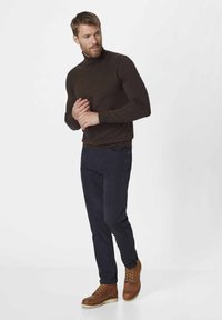 Redpoint MILTON REGULAR FIT HIGH-STRETCH 5-POCKET - Trousers - navy