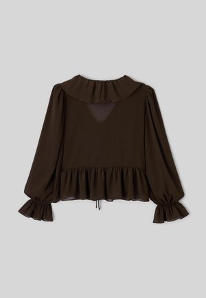 Blouse à manches longues marron foncé avec col à volants, poignets froncés et ourlet à volants, vue de dos sur un fond uni.