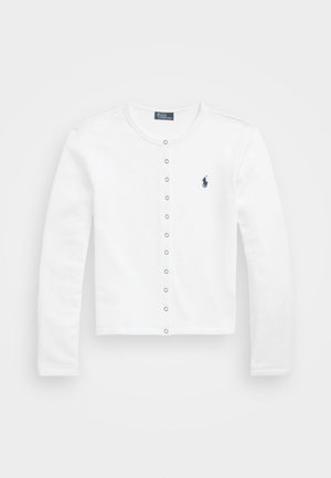 Weißer Langarm-Cardigan aus weichem Stoff, mit Druckknopfverschluss und kleinem navy-blauen Pferdelogo auf der linken Brust.