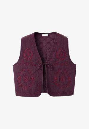 Vesta s prešitjem v globokem burgundskem odtenku z zapletenim rdečim cvetličnim vezenjem, odpiranje spredaj in zavezovanje. Teksturirana tkanina s brezrokavnim dizajnom.