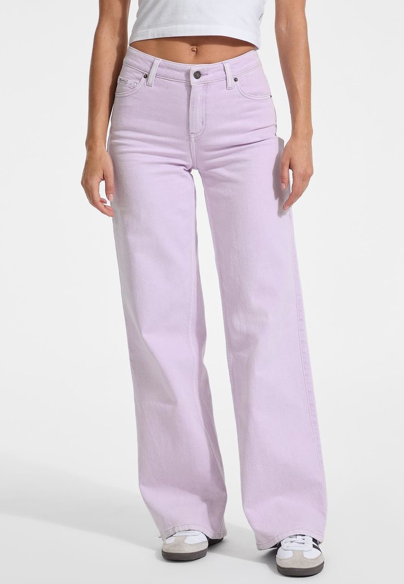 Guess Jeans WIDE - Traperice opuštenog kroja - violett