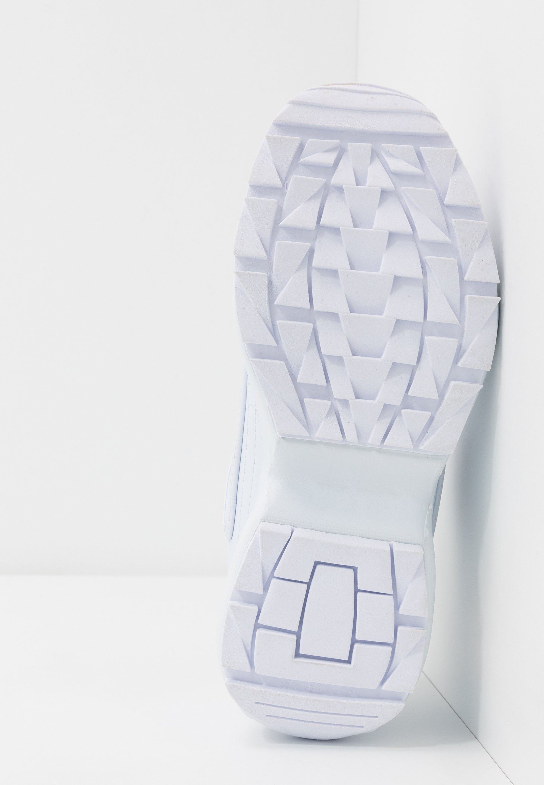 Kappa RAVE NC Treningssko white Zalando.no Kappa RAVE NC Treningssko white Zalando.no