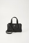 CHRIS BAG BOX - Bolso de mano - black