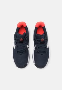 Nike Performance STAR RUNNER 4 - Chaussures de running sur route - dark obsidian/phantom/bright crimson/summit white/white