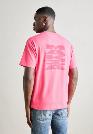 STATEMENT - Print T-shirt - pink