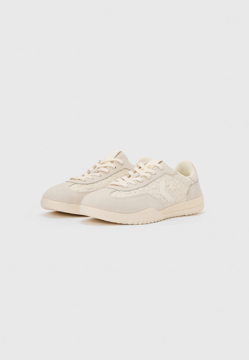 Converse RUN STAR - Tenisky - egret